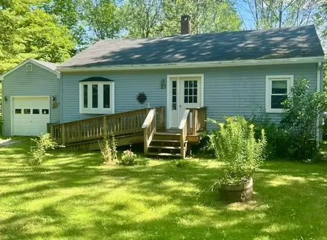 27 Elm Street Thomaston ME 04861
