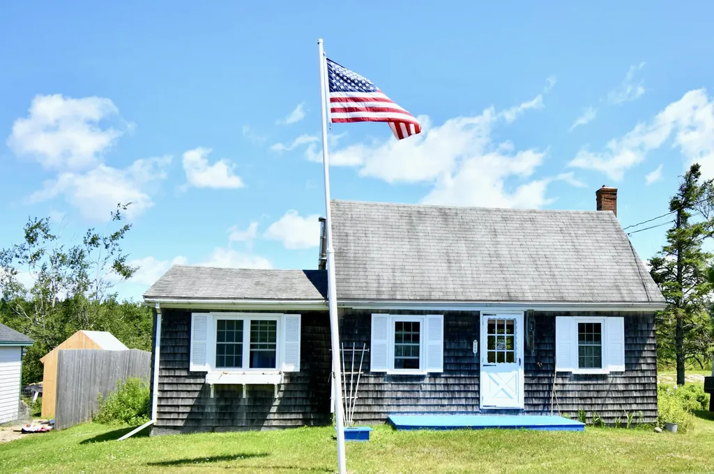 288 Mooseneck Road Addison ME 04606