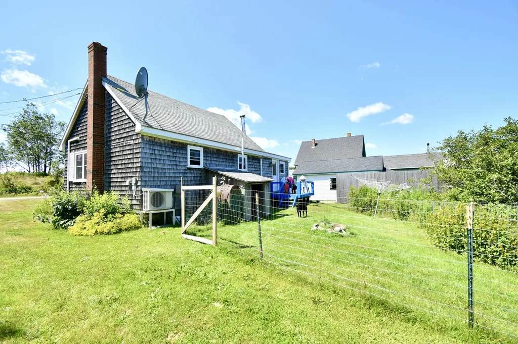 288 Mooseneck Road Addison ME 04606
