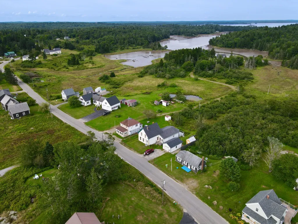 288 Mooseneck Road Addison ME 04606
