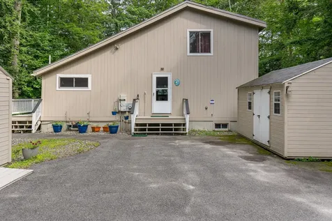 7 Papoose Island Road Raymond ME 04071