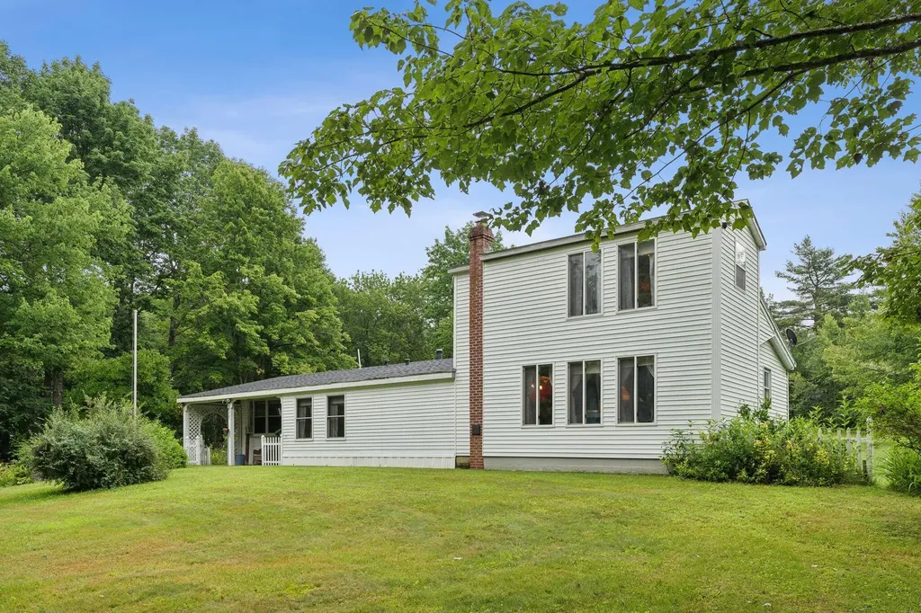 425 Blinn Hill Road Dresden ME 04342