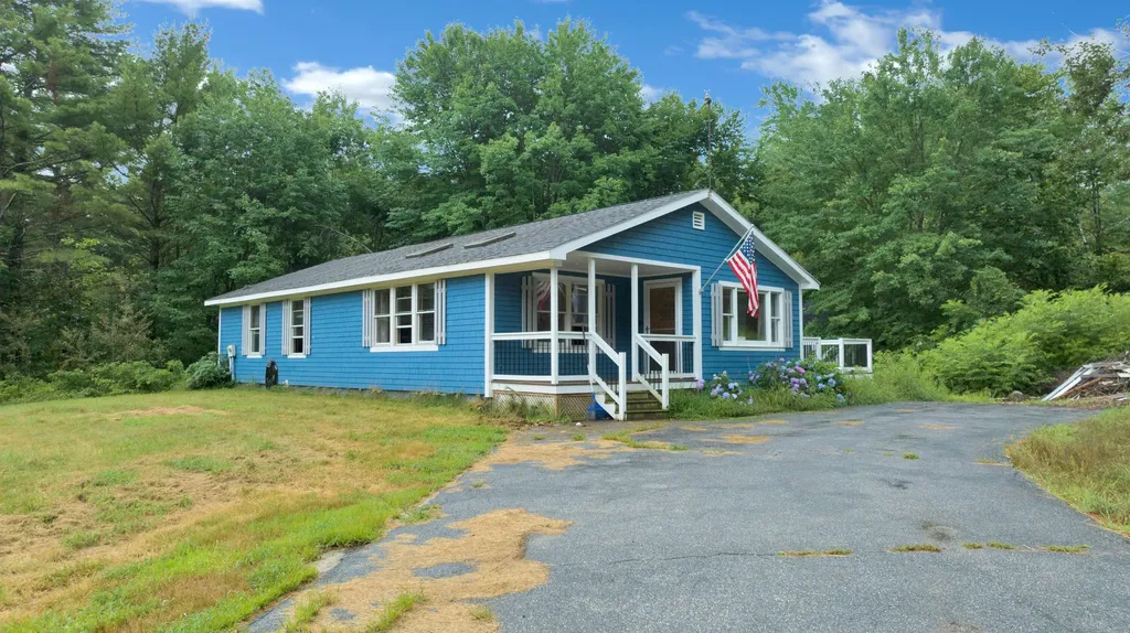 3 Outback Lane Gray ME 04039