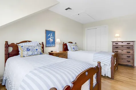 1 Anchorage Place South Portland ME 04106