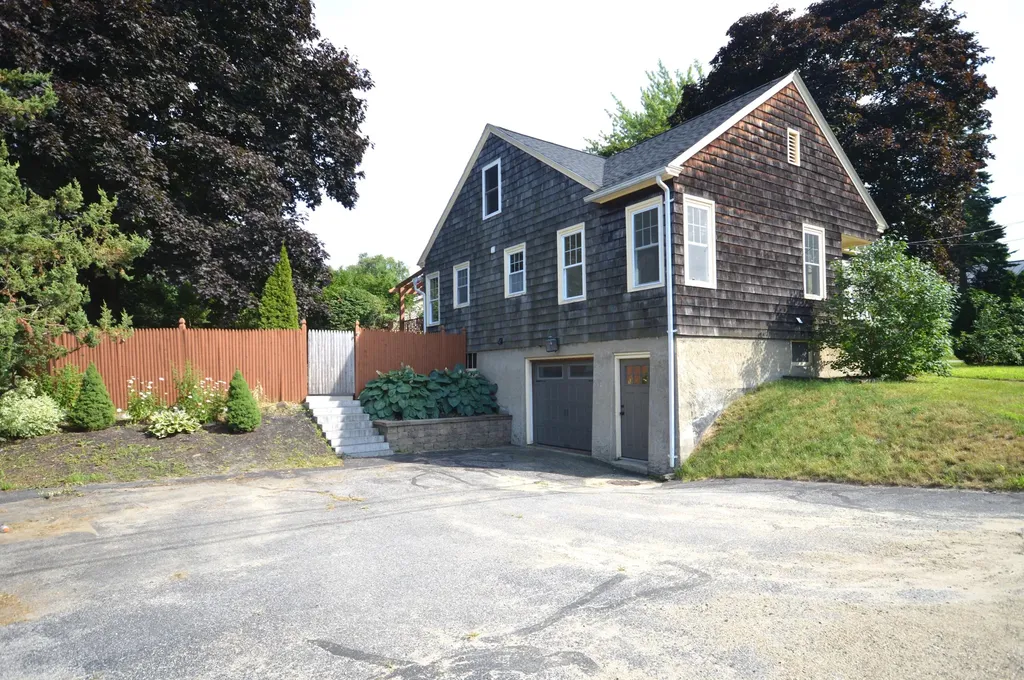 59 Farwell Street Lewiston ME 04240