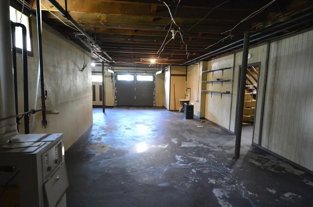59 Farwell Street Lewiston ME 04240