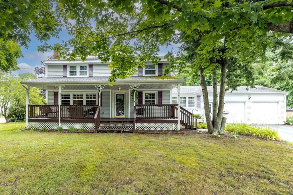 57 Baribeau Drive Brunswick ME 04011