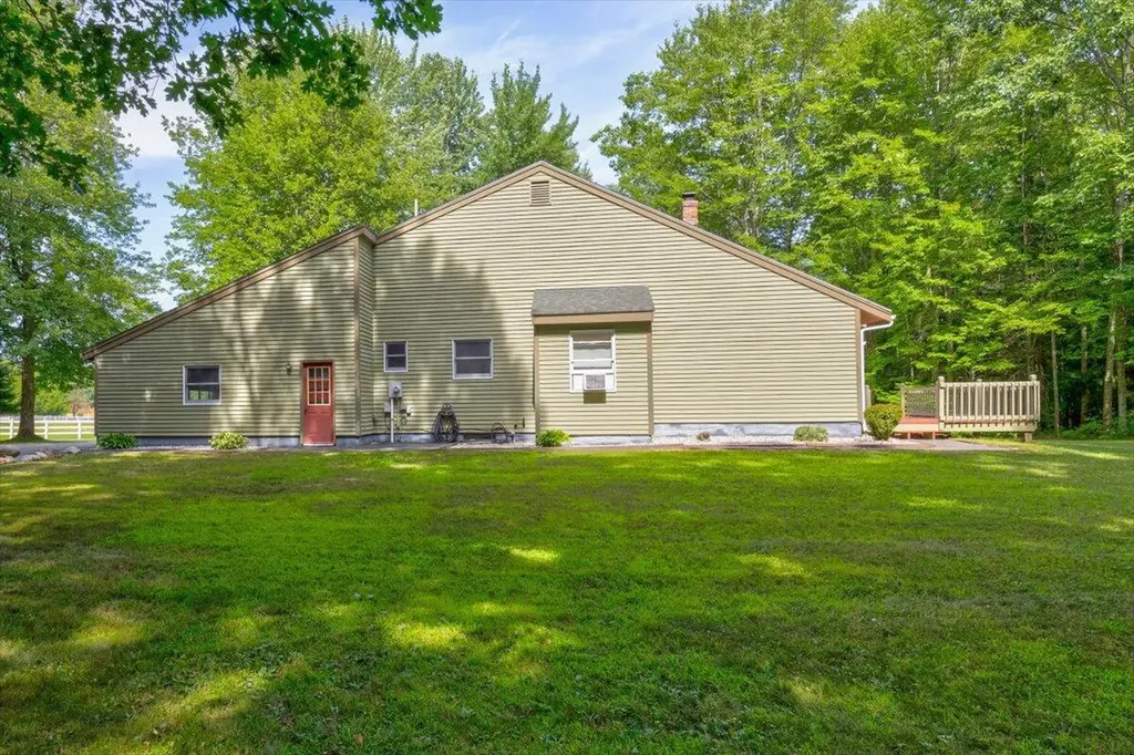 79 Waterhouse Road Dayton ME 04005