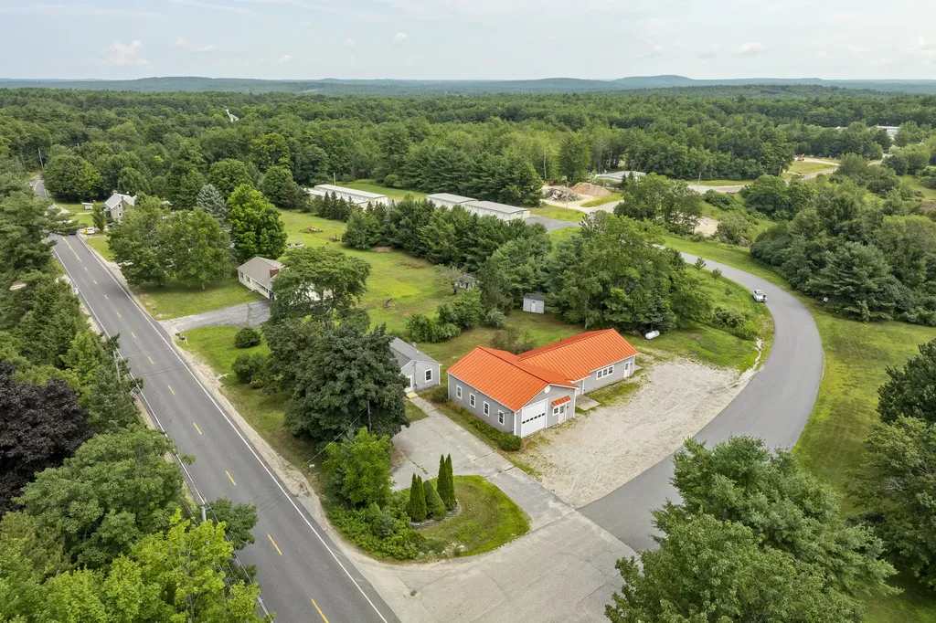 585 Walnut Hill Road North Yarmouth ME 04097