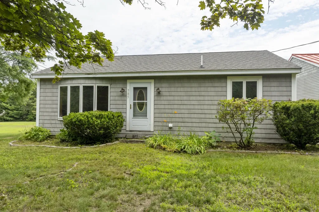 585 Walnut Hill Road North Yarmouth ME 04097