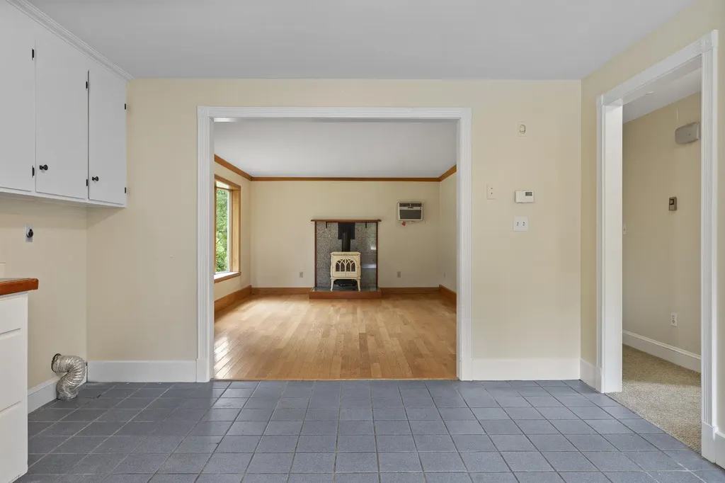 585 Walnut Hill Road North Yarmouth ME 04097