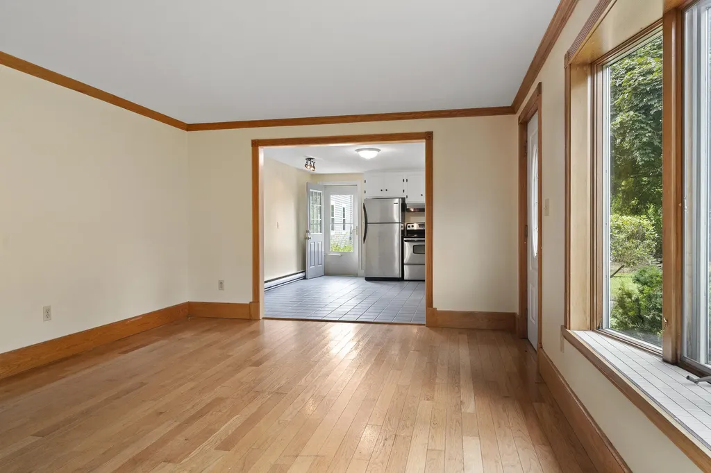585 Walnut Hill Road North Yarmouth ME 04097