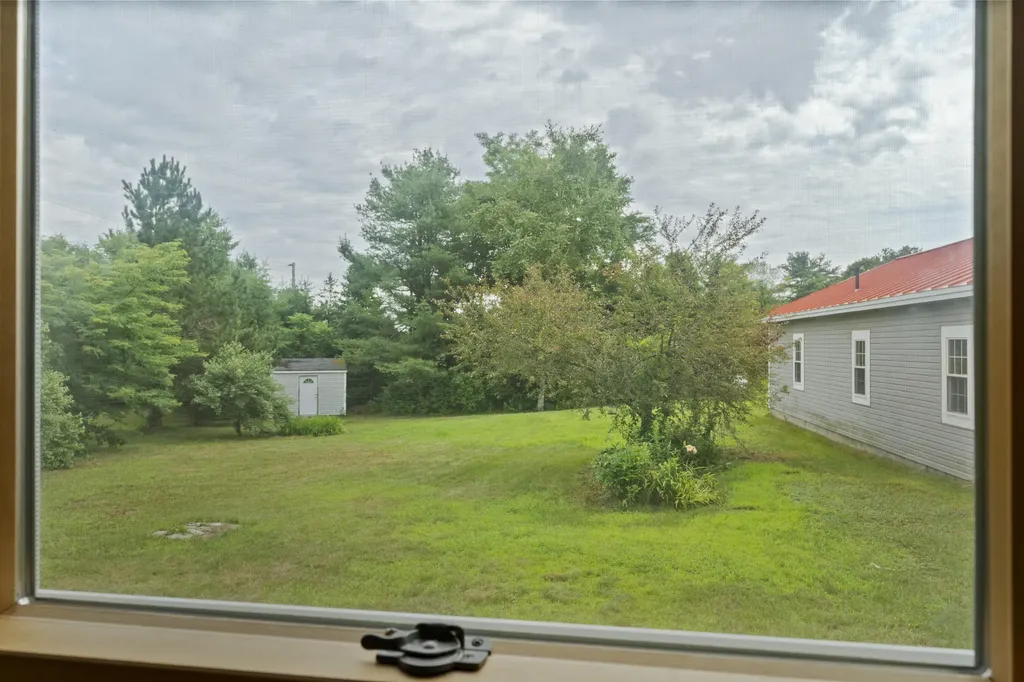 585 Walnut Hill Road North Yarmouth ME 04097