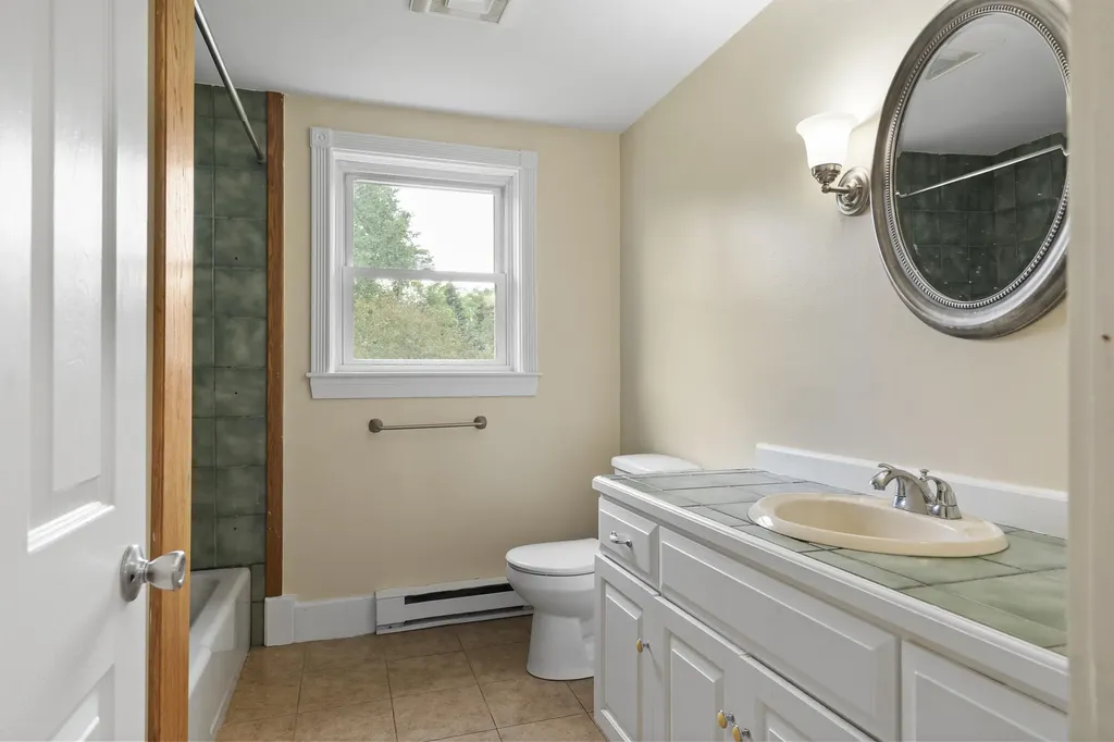585 Walnut Hill Road North Yarmouth ME 04097