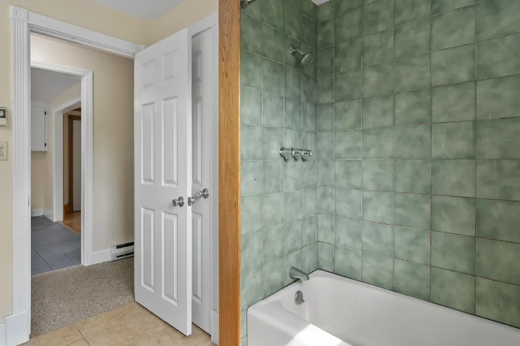 585 Walnut Hill Road North Yarmouth ME 04097