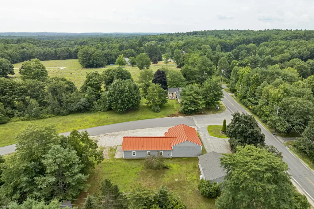 585 Walnut Hill Road North Yarmouth ME 04097