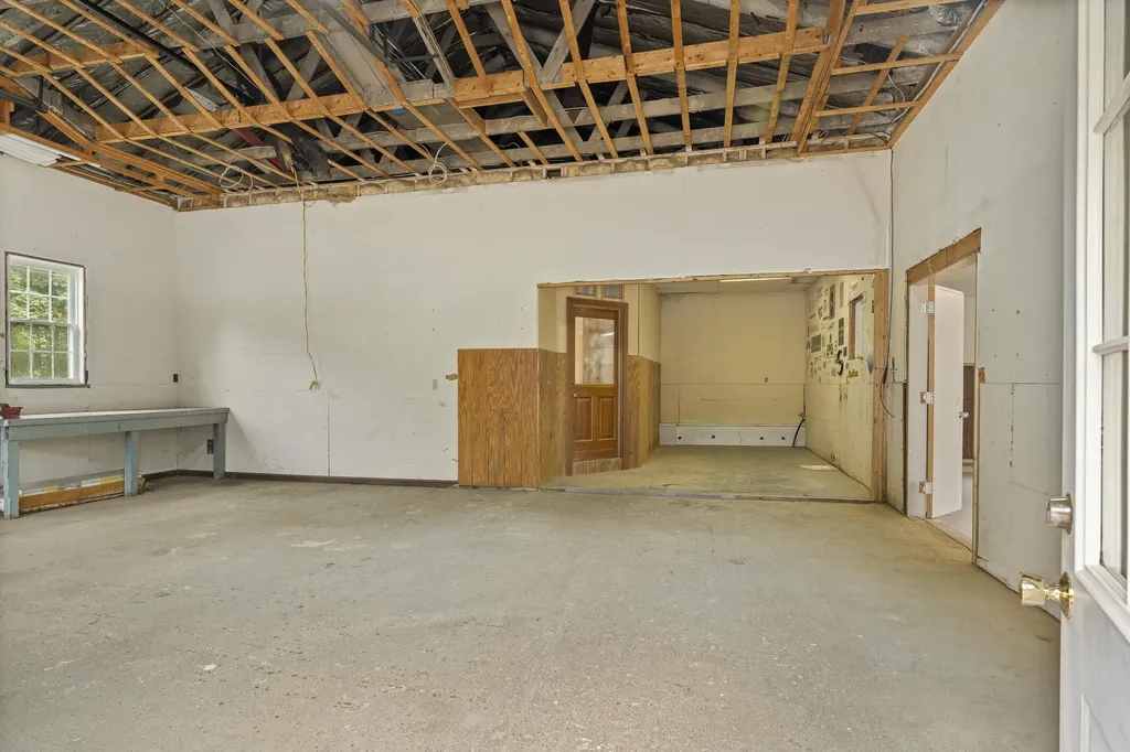 585 Walnut Hill Road North Yarmouth ME 04097