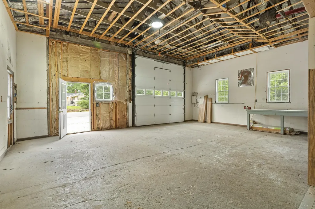 585 Walnut Hill Road North Yarmouth ME 04097
