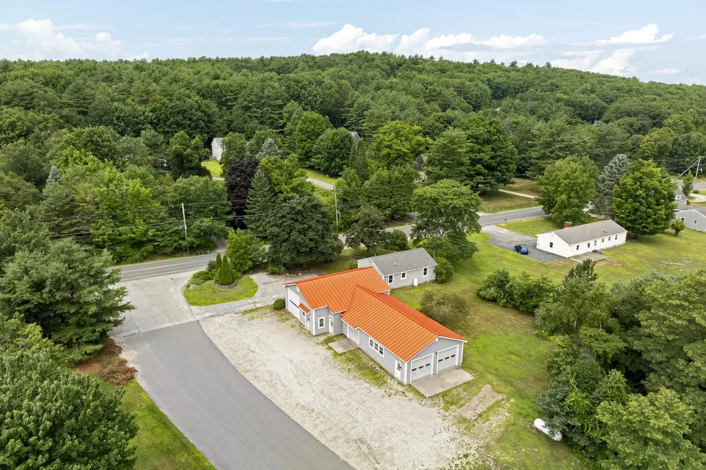 585 Walnut Hill Road North Yarmouth ME 04097