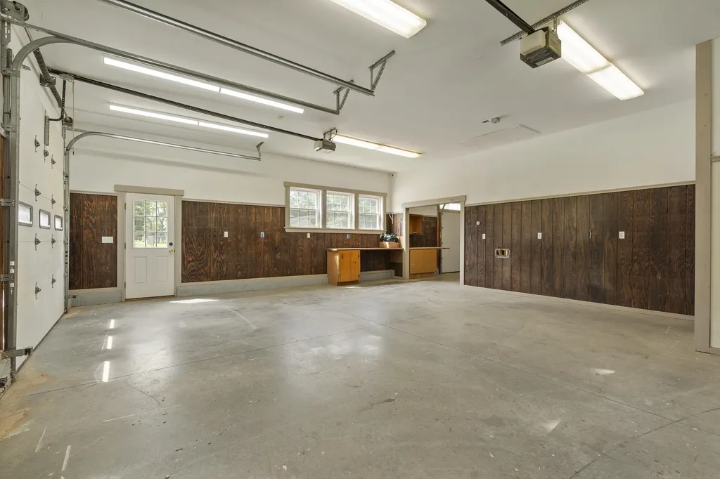 585 Walnut Hill Road North Yarmouth ME 04097