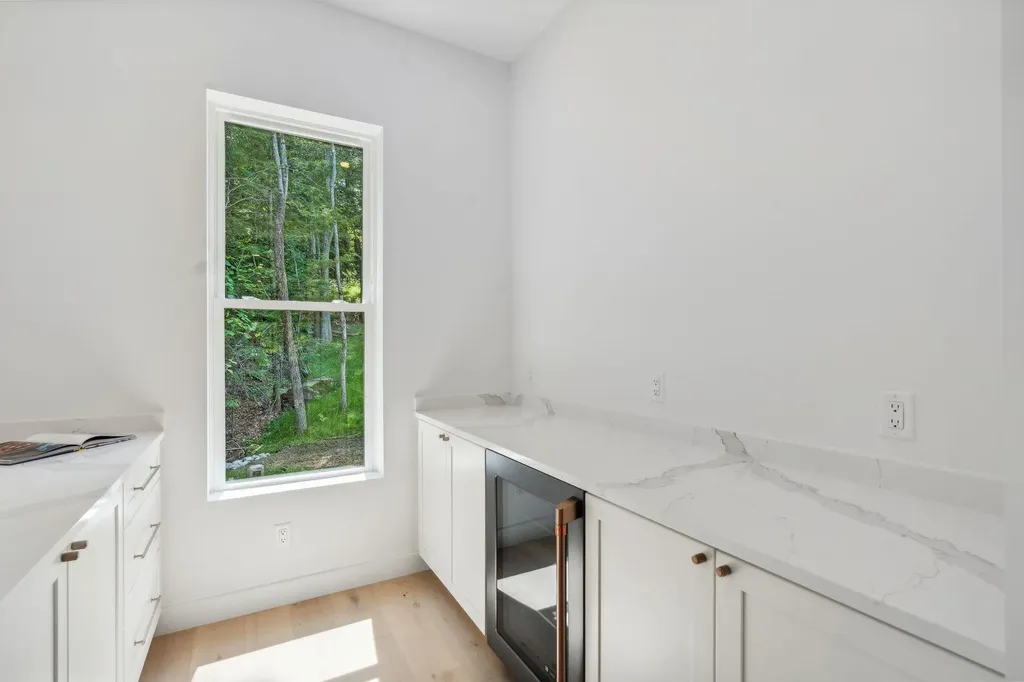 12 New Minnot Way Falmouth ME 04105