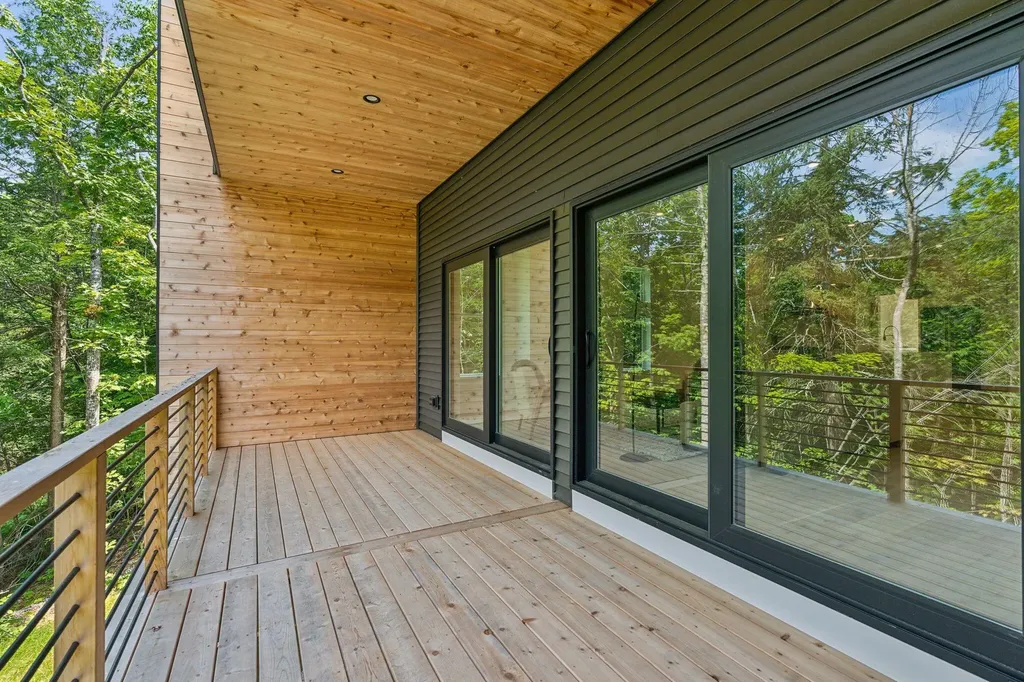 12 New Minnot Way Falmouth ME 04105