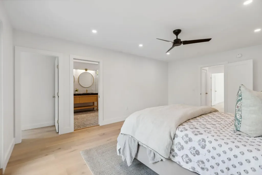 12 New Minnot Way Falmouth ME 04105