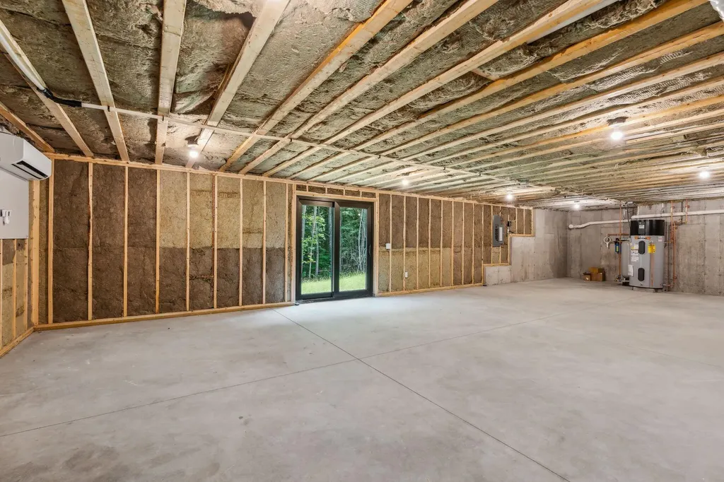 12 New Minnot Way Falmouth ME 04105