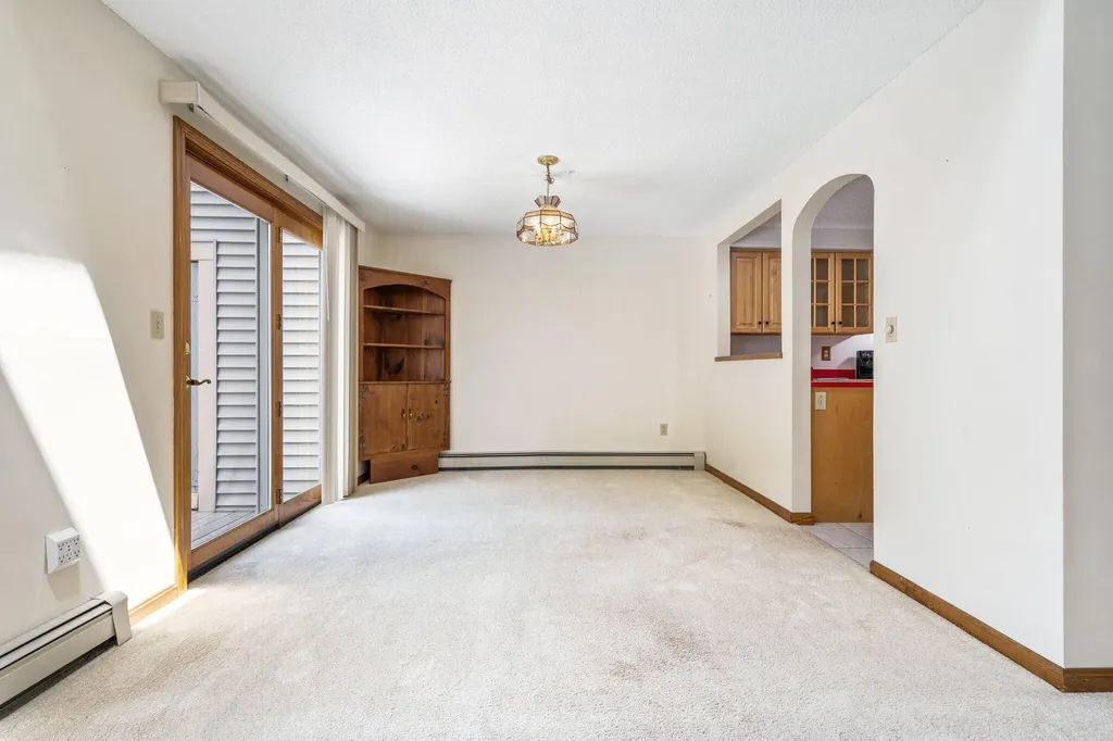 39 Meadowbrook Drive Gorham ME 04038