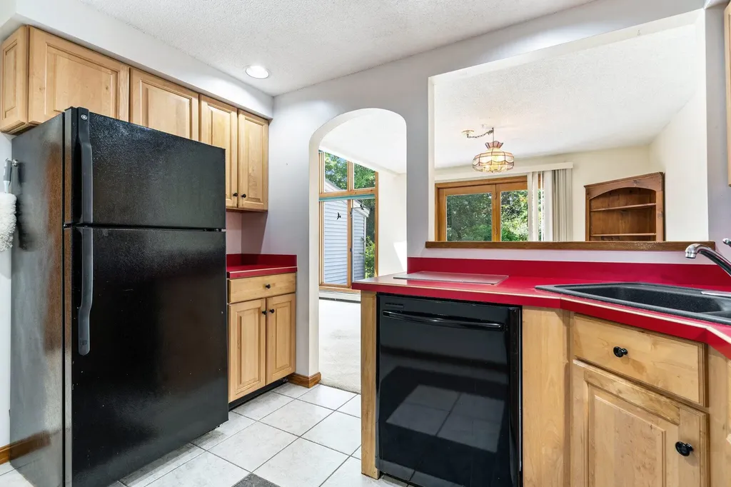 39 Meadowbrook Drive Gorham ME 04038