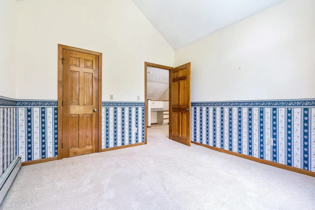 39 Meadowbrook Drive Gorham ME 04038