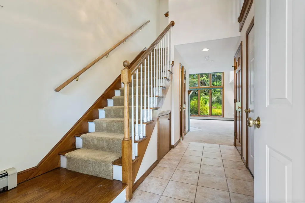 39 Meadowbrook Drive Gorham ME 04038