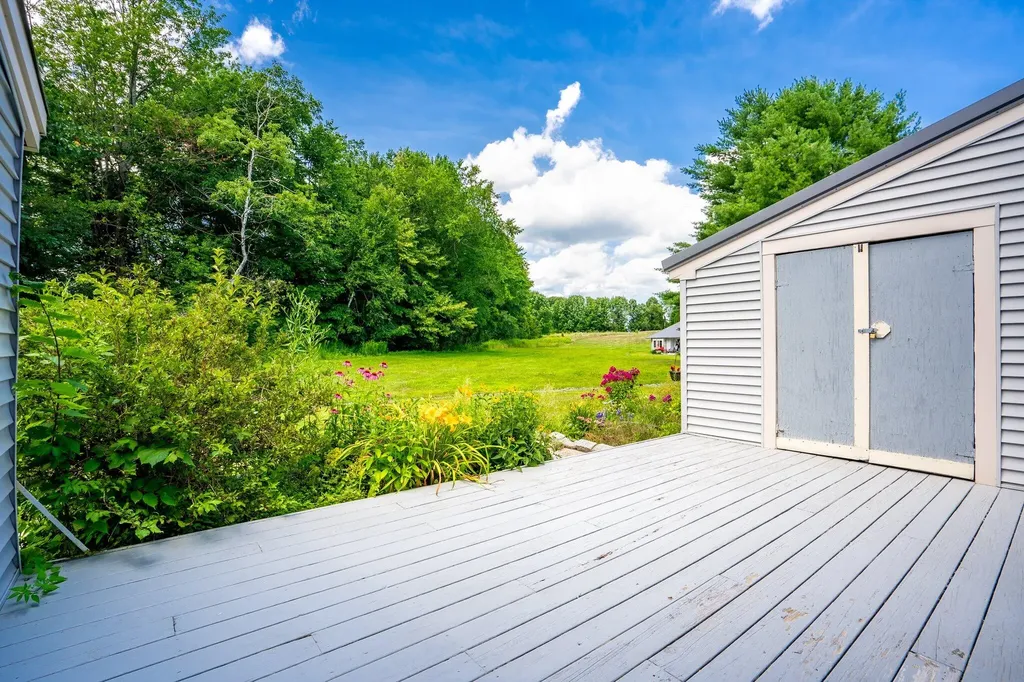 39 Meadowbrook Drive Gorham ME 04038