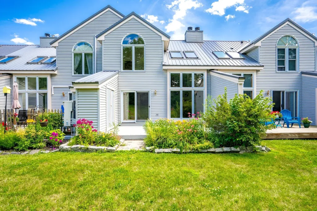 39 Meadowbrook Drive Gorham ME 04038