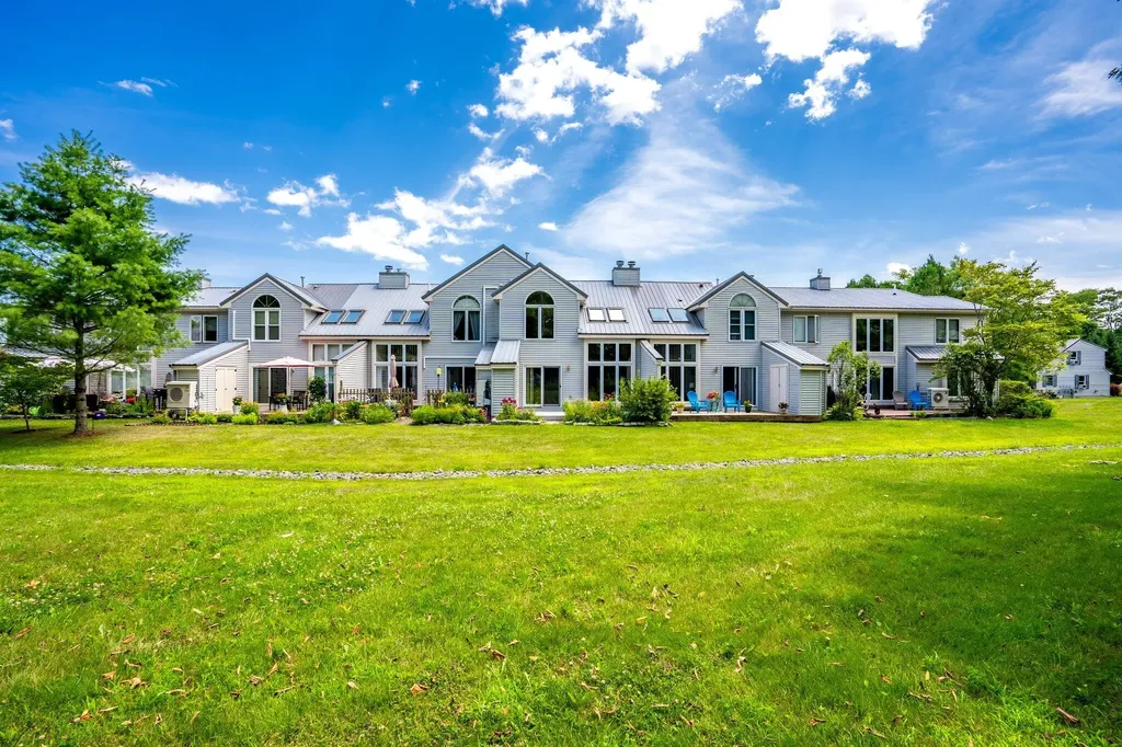 39 Meadowbrook Drive Gorham ME 04038