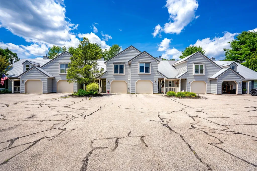 39 Meadowbrook Drive Gorham ME 04038