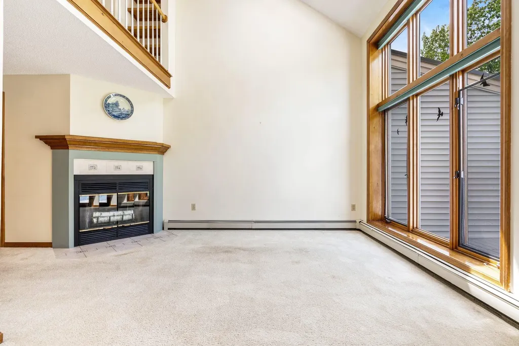 39 Meadowbrook Drive Gorham ME 04038