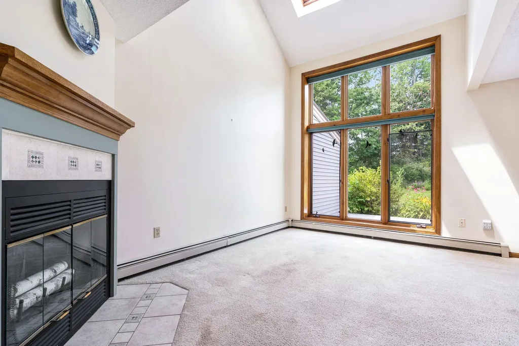 39 Meadowbrook Drive Gorham ME 04038
