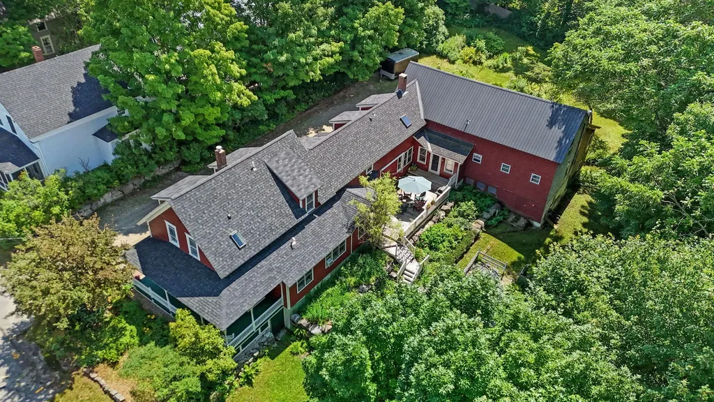 16 Park Street Bethel ME 04217