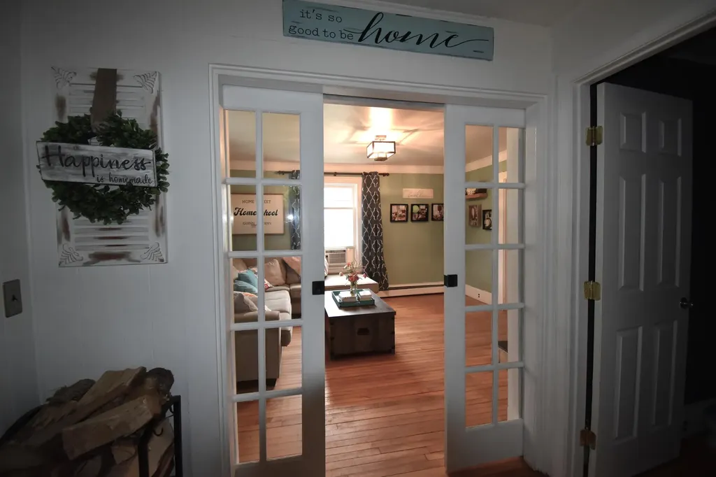 34 West Street Newport ME 04953