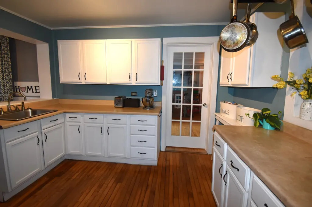 34 West Street Newport ME 04953