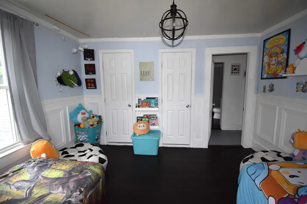 34 West Street Newport ME 04953