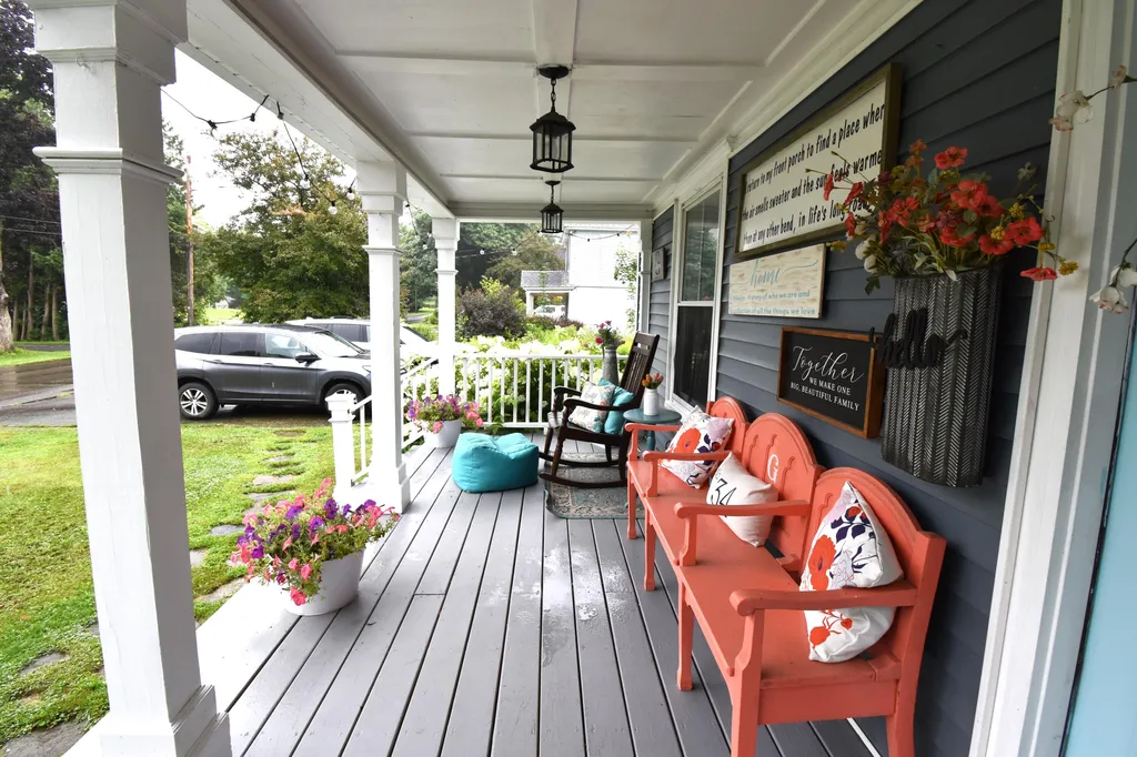 34 West Street Newport ME 04953