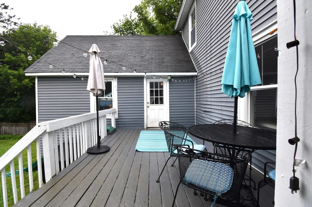34 West Street Newport ME 04953