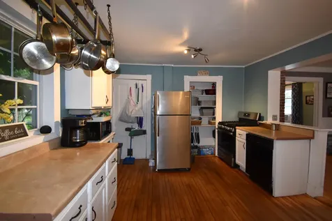 34 West Street Newport ME 04953