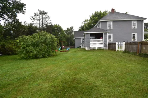 34 West Street Newport ME 04953