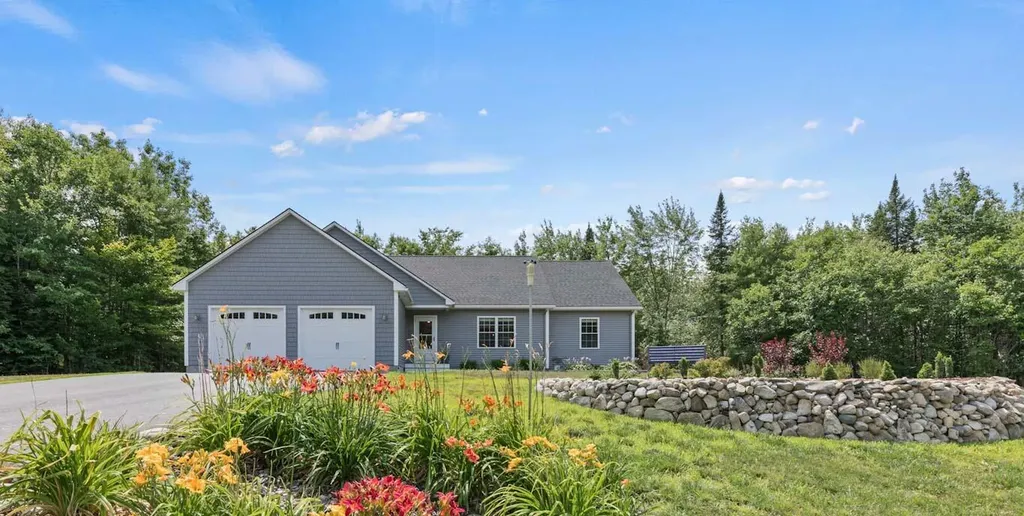 36 Lindsey Drive Standish ME 04084