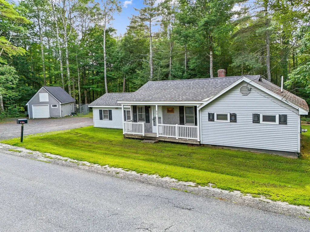 93 Davis Road Fairfield ME 04937