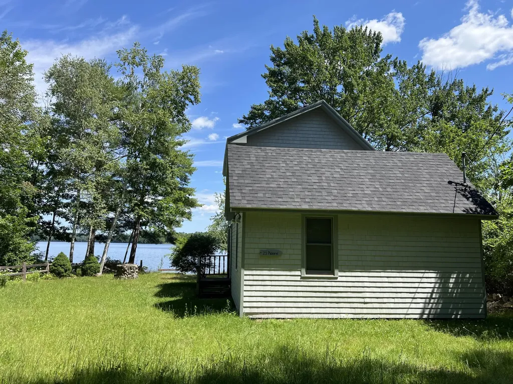 23 Pickerel Lane Whitefield ME 04353