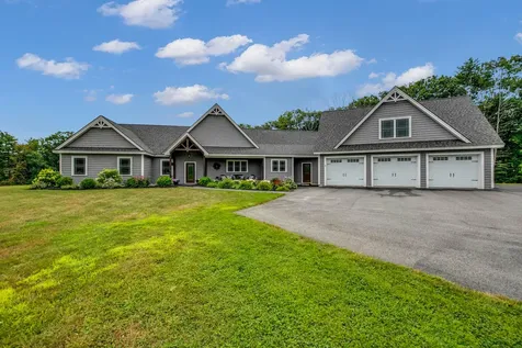 309 Portland Road Gray ME 04039
